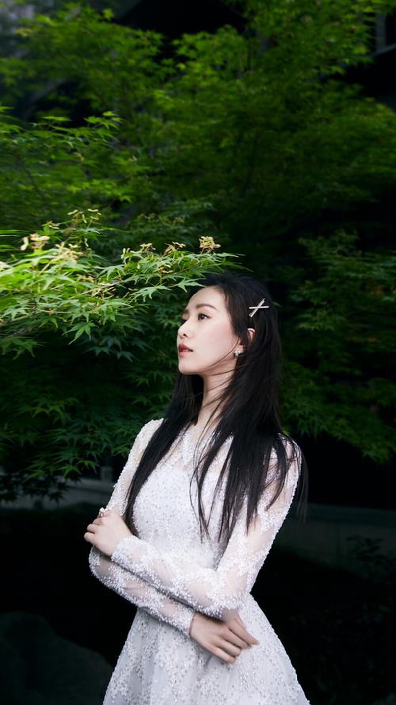 惊天大八卦！李现刘诗诗一家三口机场同框，这是什么魔幻同框啊！